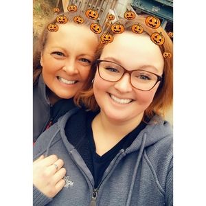 Meet your Posher, Michele